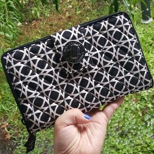 Slightly used  Turn lock Vera Bradley wallet.