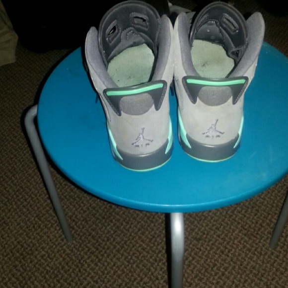 Shoes - Picture 3 of 3