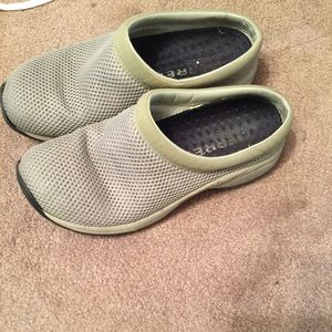 Merrell shoes