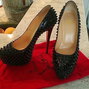 Christian Louboutin daffodile spikes 160 patent