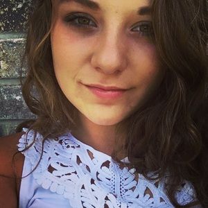 Meet your Posher, Andraya