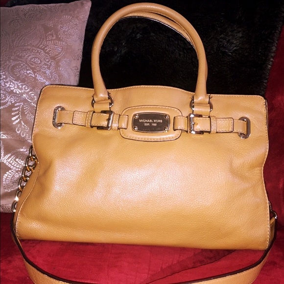 Michael Kors bag, gently used and loved dearly ❤️