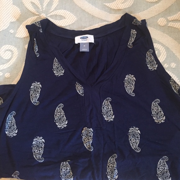 Navy and white paisley top