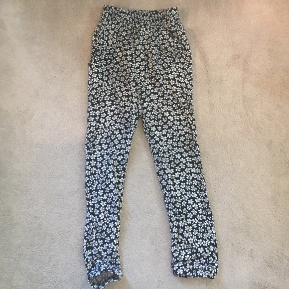 Brandy Melville navy and white joggers