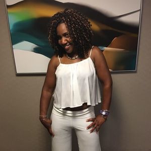 Meet your Posher, Debra