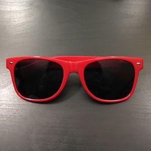 Reduced 🎉Sunglasses Red