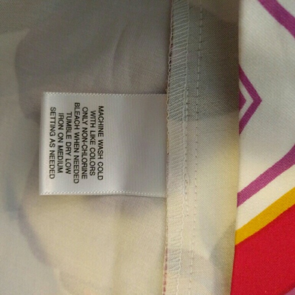 Dress - Picture 4 of 4