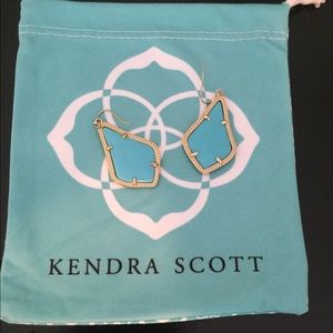 Small Kendra Scott Earrings
