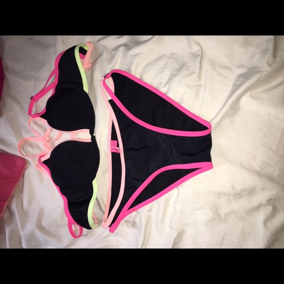Bathing suit