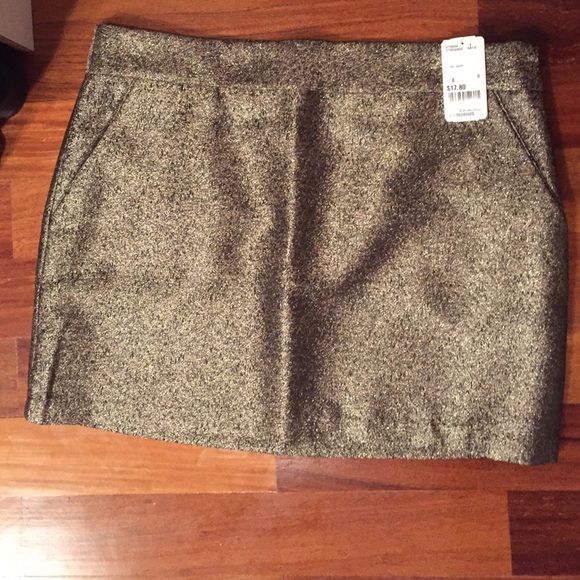 Forever 21 NEW WITH TAGS Short Gold Sparkly Skirt