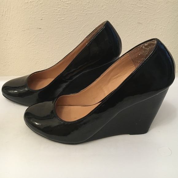 Zigi Soho Black Wedge Heel, size 7 - Picture 2 of 4