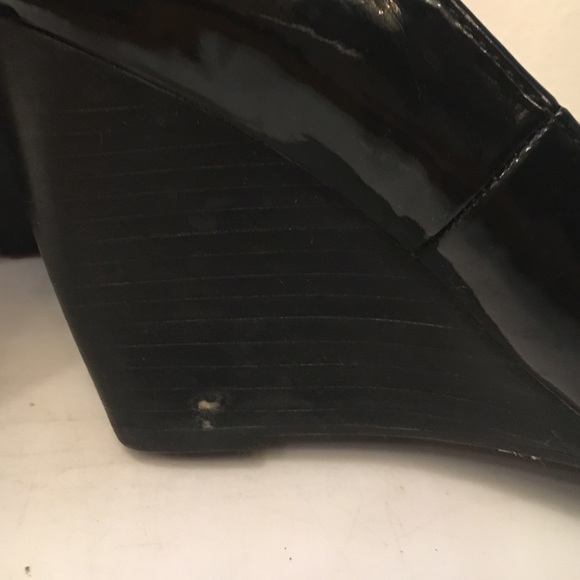 Zigi Soho Black Wedge Heel, size 7 - Picture 4 of 4