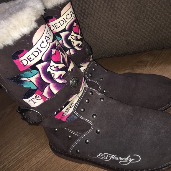 Ed Hardy Ugg style boots