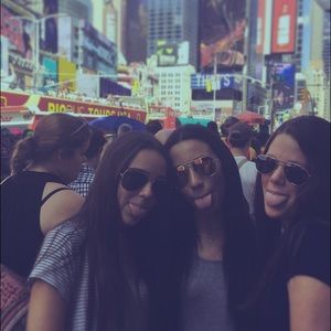 Meet your Posher, Carly