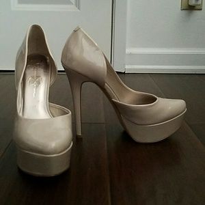 Jessica Simpson Nude Pumps