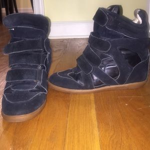 Isabel Marant Sneakers. Black. Size 10