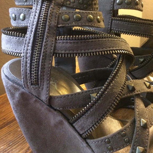 Shoes - Picture 2 of 2