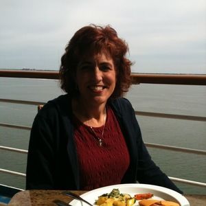 Meet your Posher, Debbie