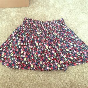 Forever 21 flower skort M