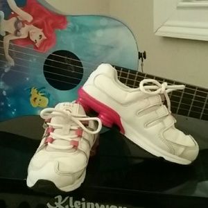 Toddler Nike shox