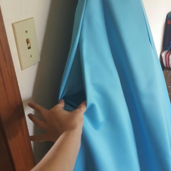 Turquoise/aqua prom dress with pocket and handbag - Picture 2 of 4