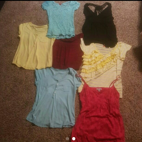 Lot of tops!!