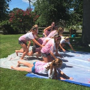 Meet your Posher, Robin