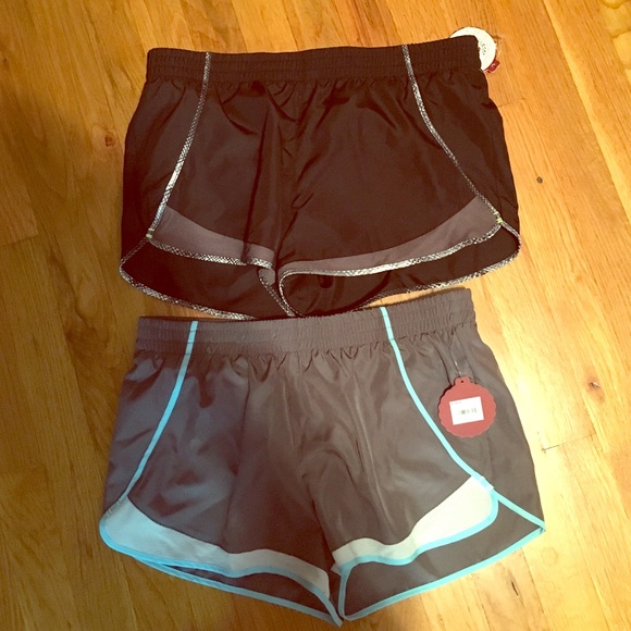 Bundle! Pair of workout shorts from kohls!