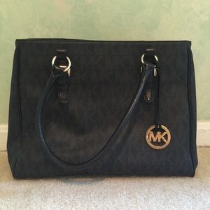Michael Kors Tote