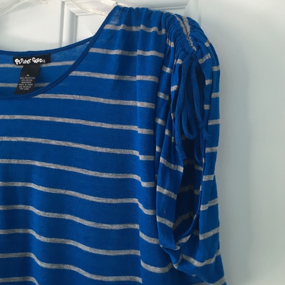 Striped Blue Crop Top - Picture 3 of 3