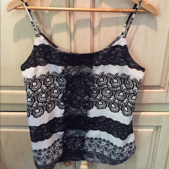 Kardashian Kollection Black & White Tank