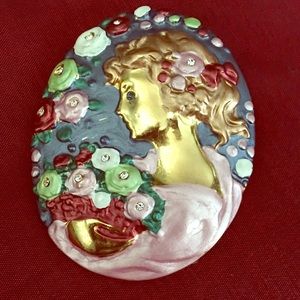 💐Beautiful Victorian HandPainted Brooch💐