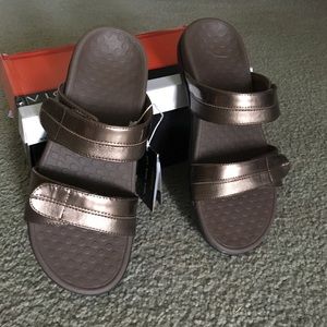 Vionic orthaheel technology