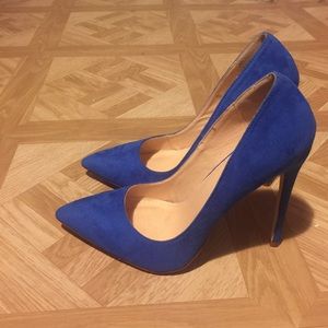 Cobalt blue pumps