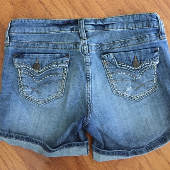 *5/$25* Decree shorts