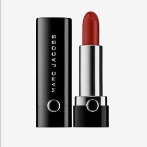 Marc Jacobs lipstick in "Rei Of Light"