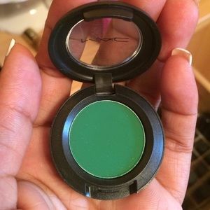 MAC eyeshadow