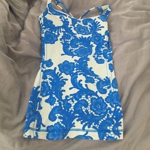 Lululemon tank