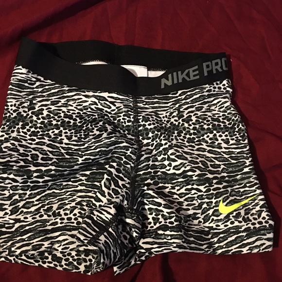 Nike pro compression shorts