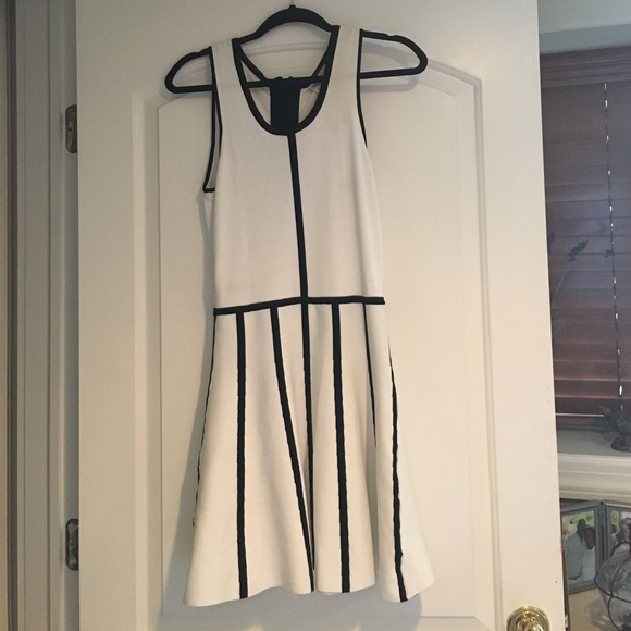 Romeo&juliet dress - Picture 1 of 4