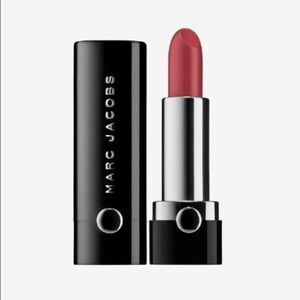 Marc Jacobs Lipstick in "Kiss Kiss Bang Bang"