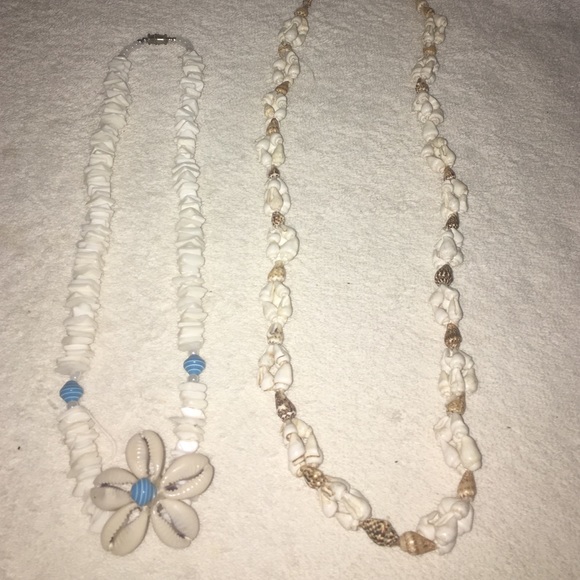 Bundle of two shell necklaces🌊
