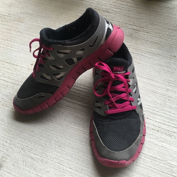 Nike free runs