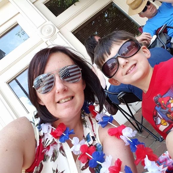 Meet your Posher, Laura