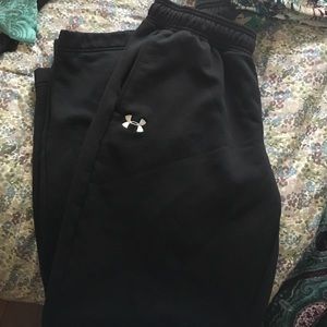 Black under armour sweats like new