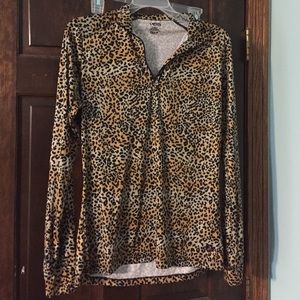 Leopard print athletic top