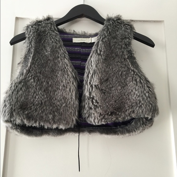Faux fur short vest