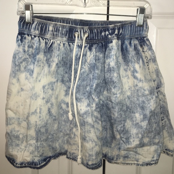 CUTE Washed Denim Skirt