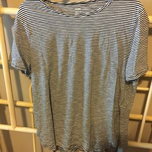 Old navy striped Tshirt XL