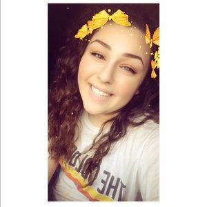 Meet your Posher, Elena